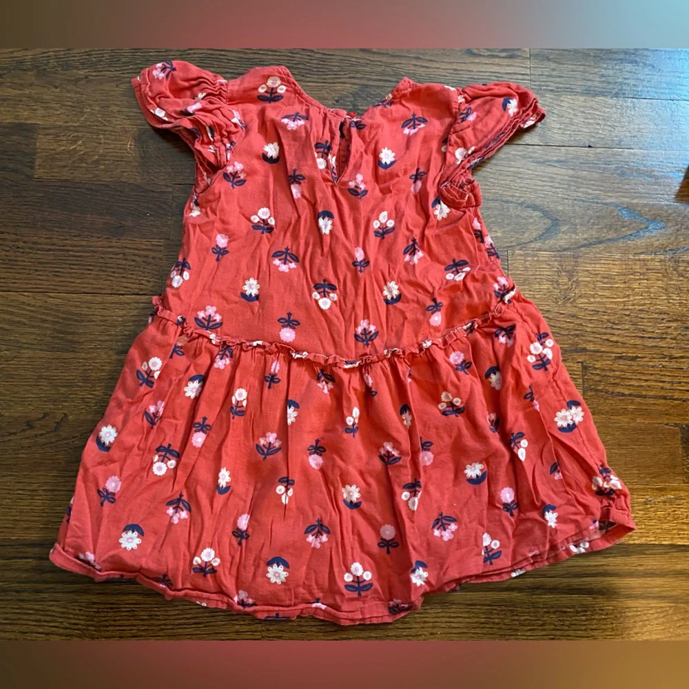 2pc Old Navy lightweight short sleeve dresses toddler girl size 4T summer play